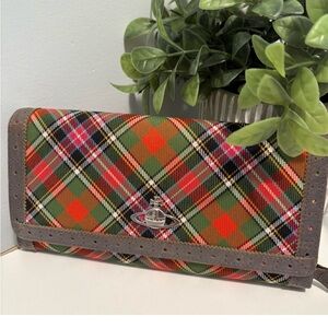 Vivienne Westwood- Authentic 🍀 EUC Plaid Long Wallet w/ Leather Accents